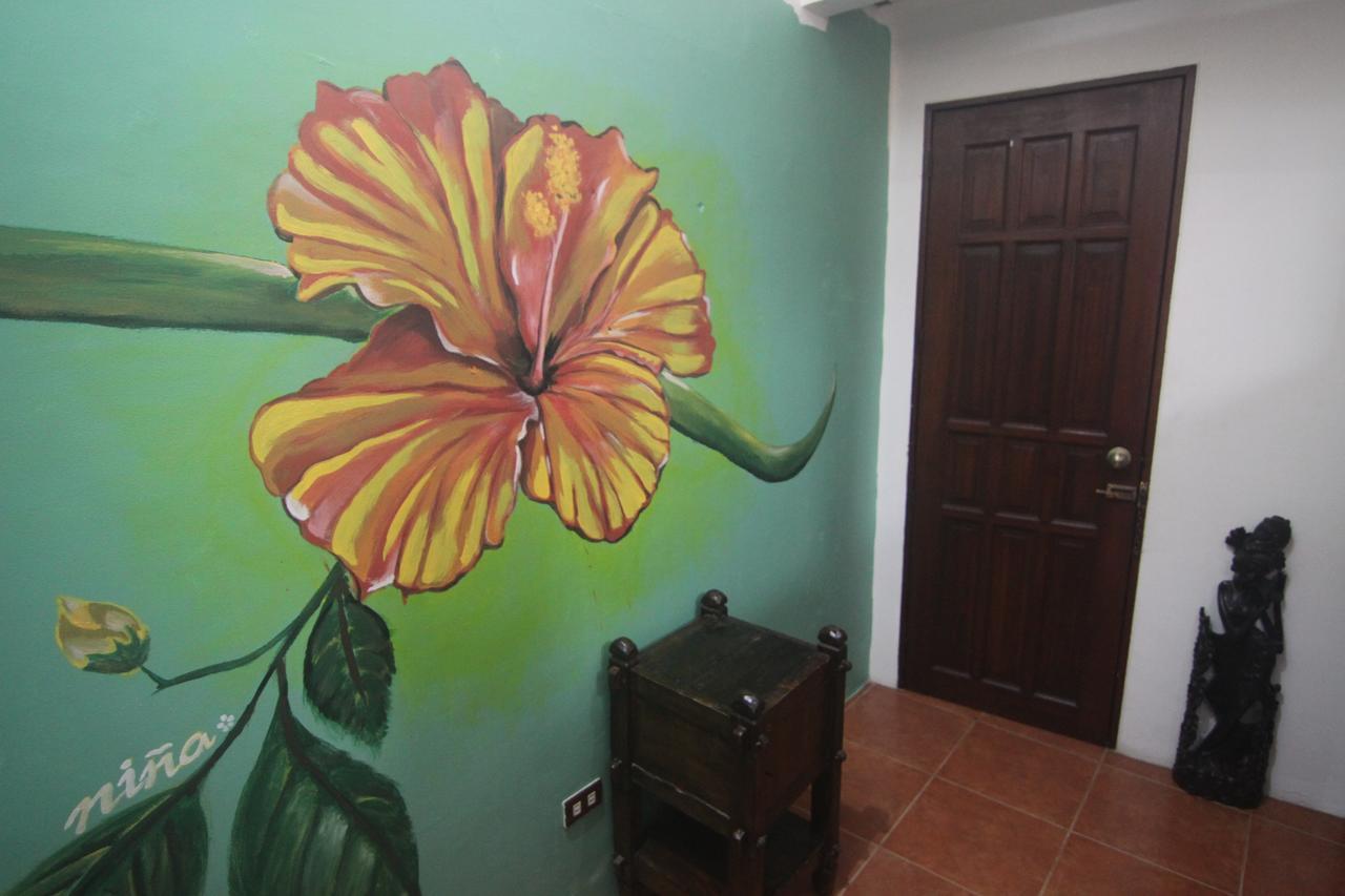 Ayo Homtel Hostel Lapu-Lapu City Exterior photo